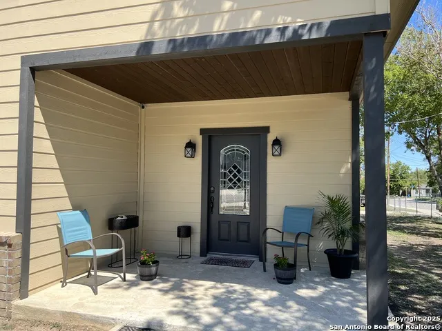 235 GRAY ST San Antonio, TX 78208