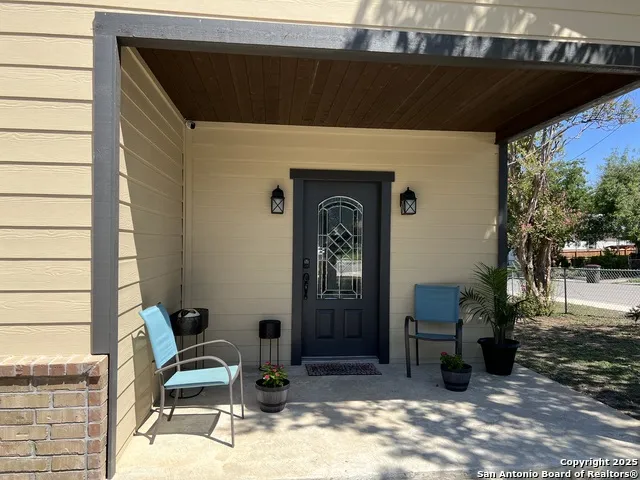 235 GRAY ST San Antonio, TX 78208