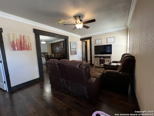 235 GRAY ST San Antonio, TX 78208