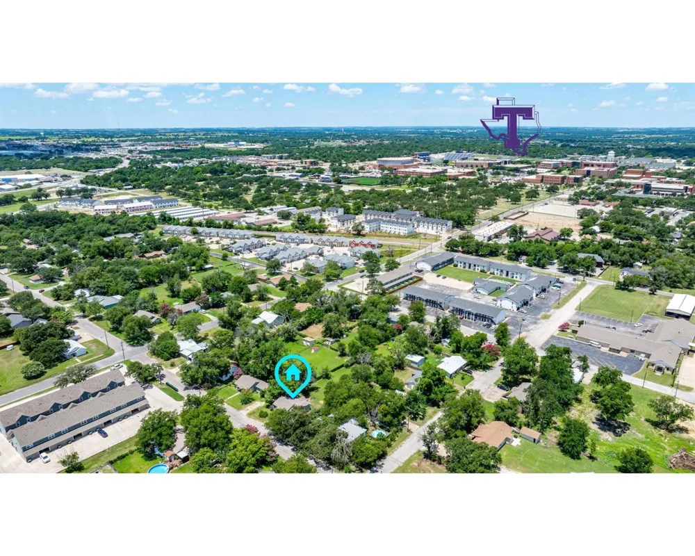 1425 Groesbeck & Lillian Stephenville, TX 76401