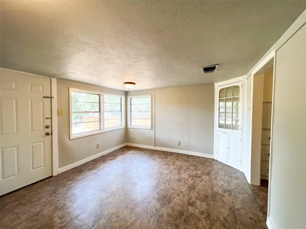 1425 Groesbeck & Lillian Stephenville, TX 76401
