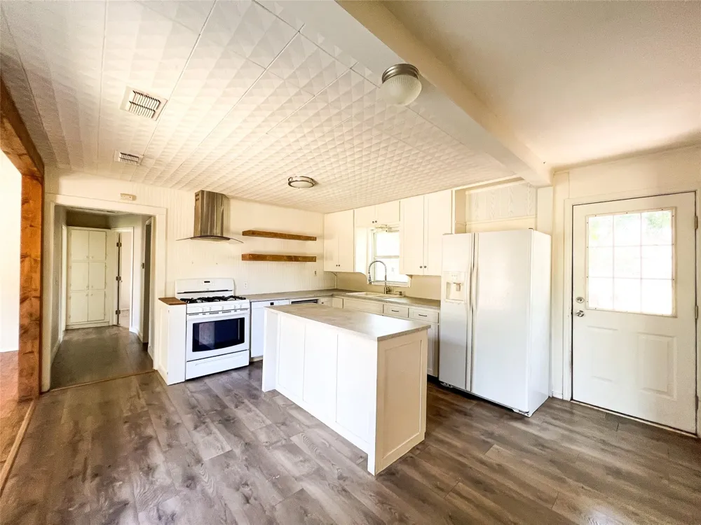 1425 Groesbeck & Lillian Stephenville, TX 76401