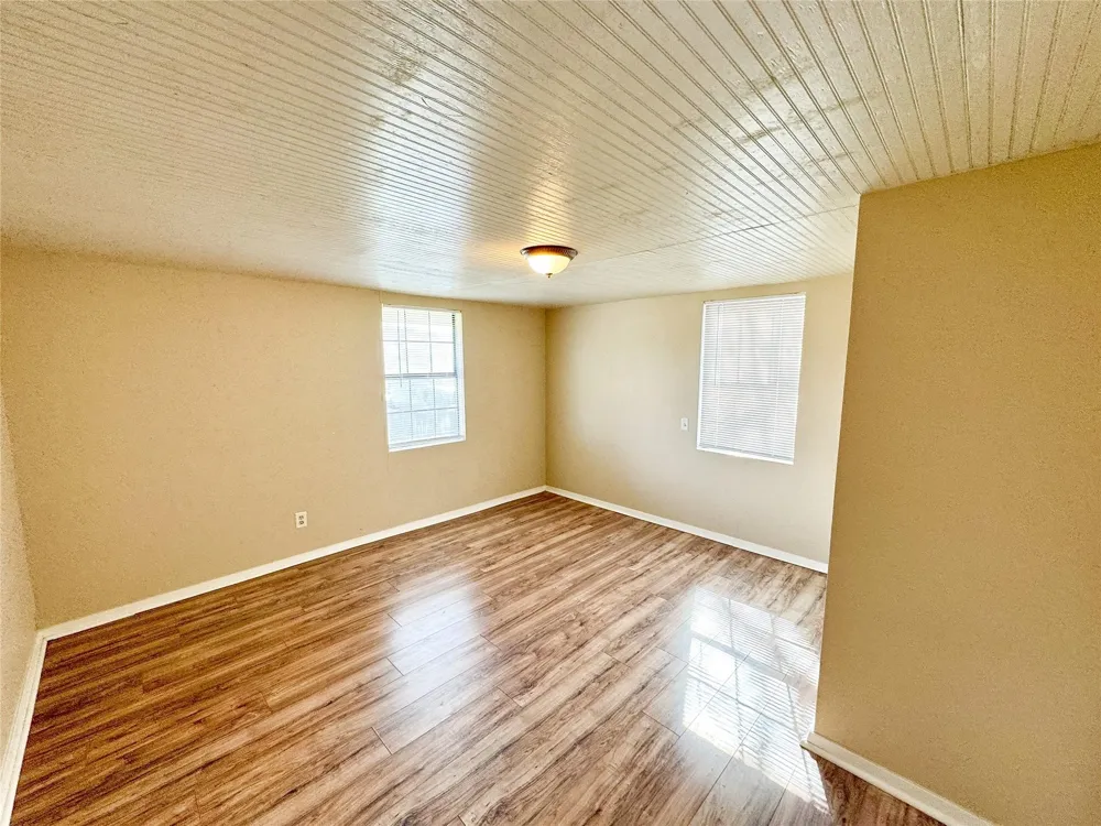 1425 Groesbeck & Lillian Stephenville, TX 76401