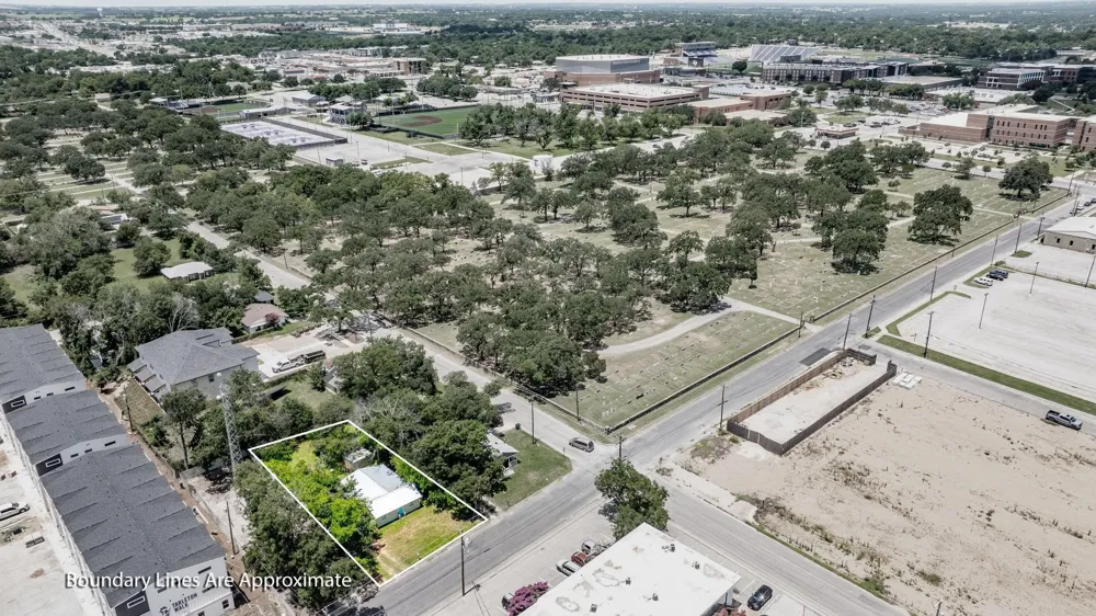 1425 Groesbeck & Lillian Stephenville, TX 76401