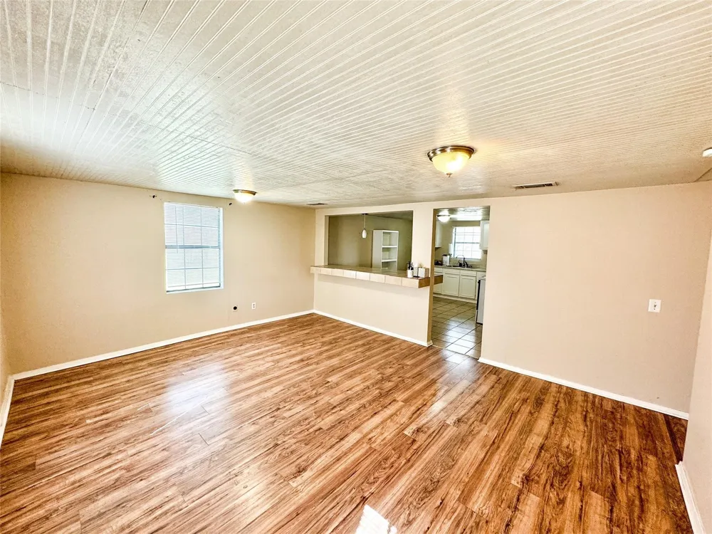 1425 Groesbeck & Lillian Stephenville, TX 76401