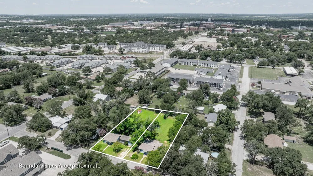1425 Groesbeck & Lillian Stephenville, TX 76401