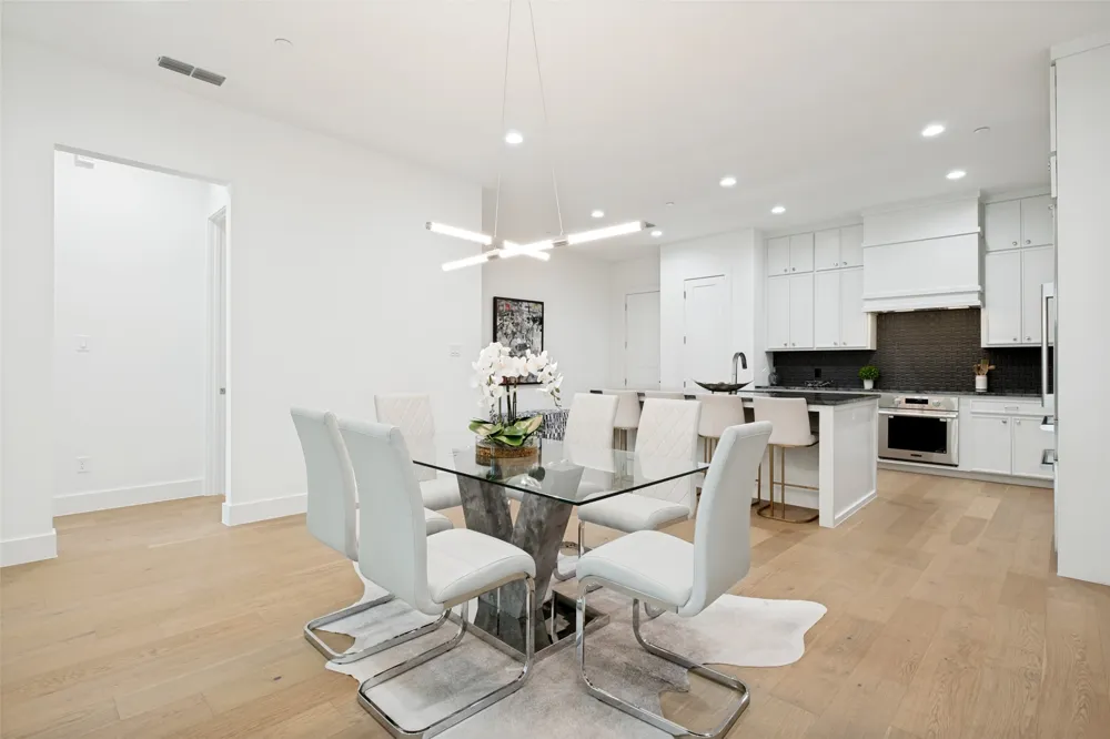3601 Routh Street #1C Dallas, TX 75219