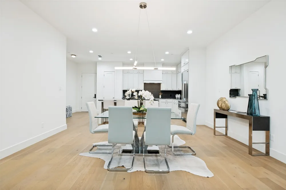 3601 Routh Street #1C Dallas, TX 75219