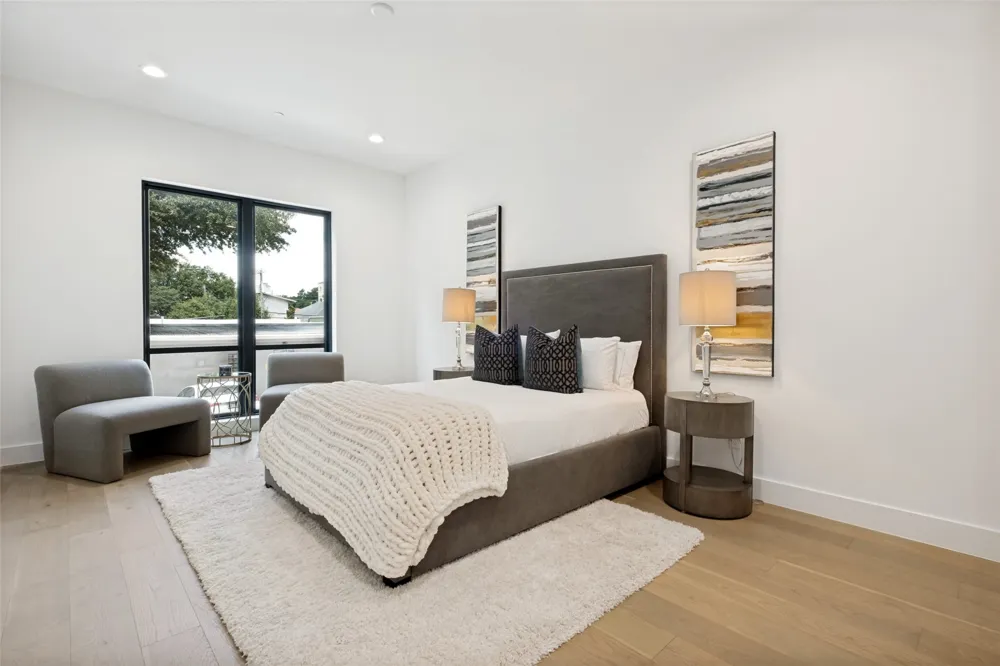 3601 Routh Street #1C Dallas, TX 75219