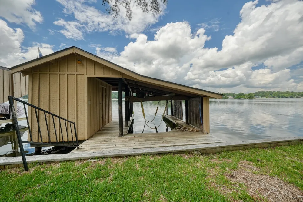 338 Hideaway Lane Central Hideaway, TX 75771