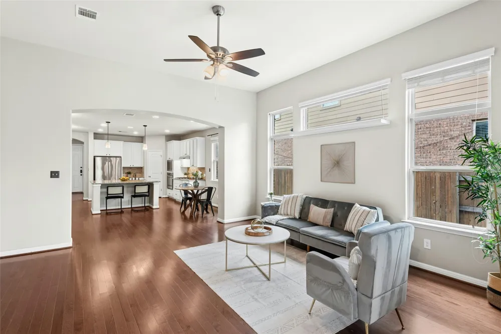 2704 Santa Ana Lane Round Rock, TX 78665