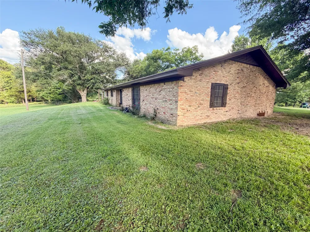 9822 Nasturtium Road Ore City, TX 75683
