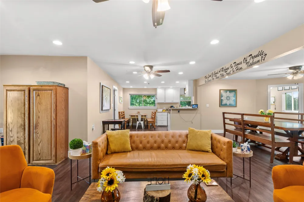 250 Williford Street Fairfield, TX 75840