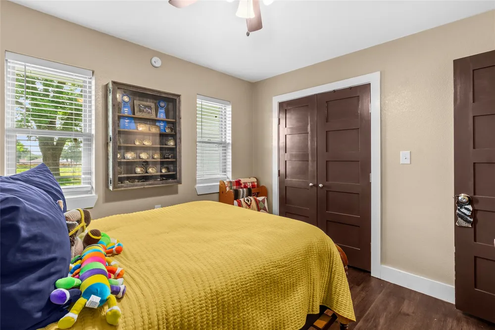 250 Williford Street Fairfield, TX 75840