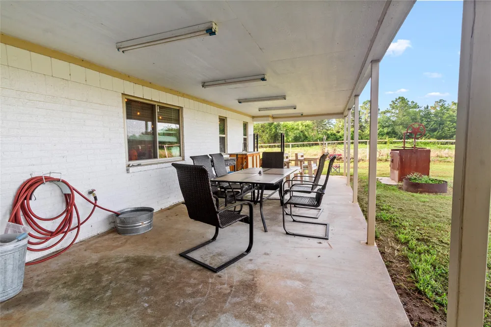 250 Williford Street Fairfield, TX 75840