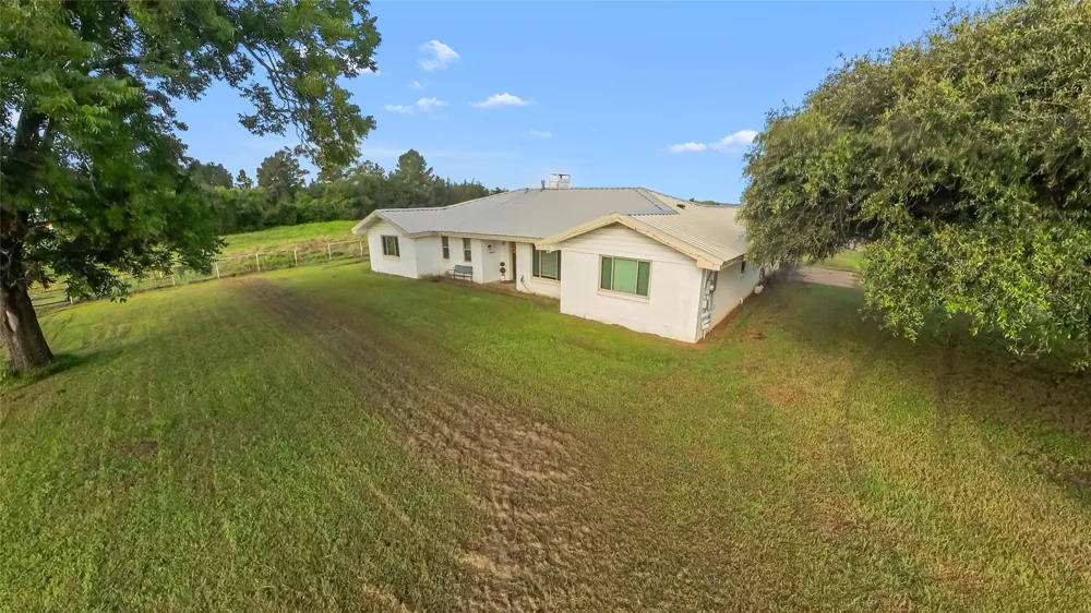 250 Williford Street Fairfield, TX 75840