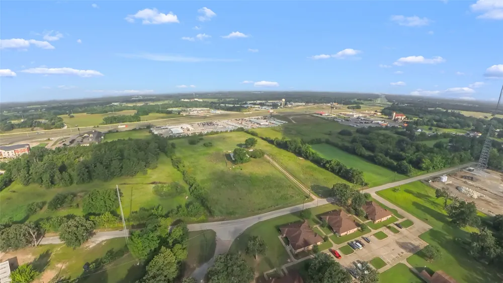 250 Williford Street Fairfield, TX 75840