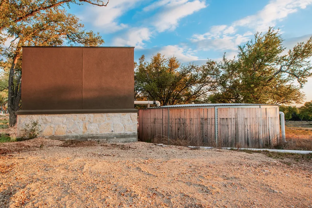 901 E Flying Owl Drive Johnson City, TX 78636