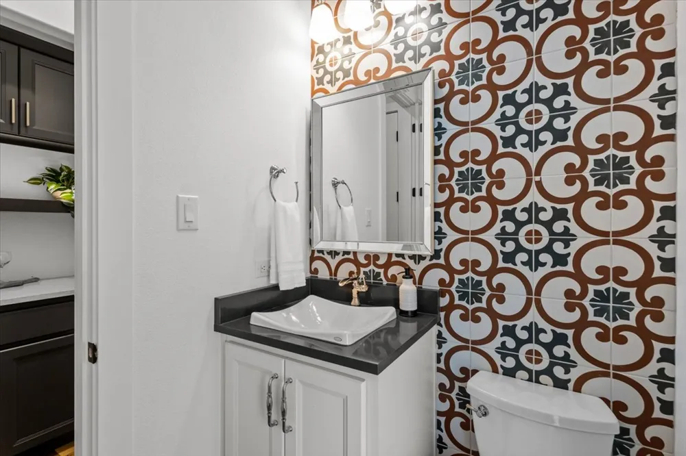 901 E Flying Owl Drive Johnson City, TX 78636