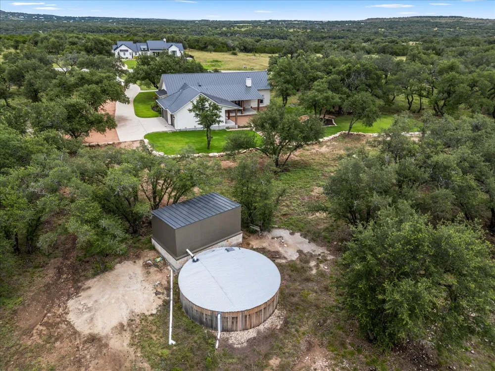 901 E Flying Owl Drive Johnson City, TX 78636
