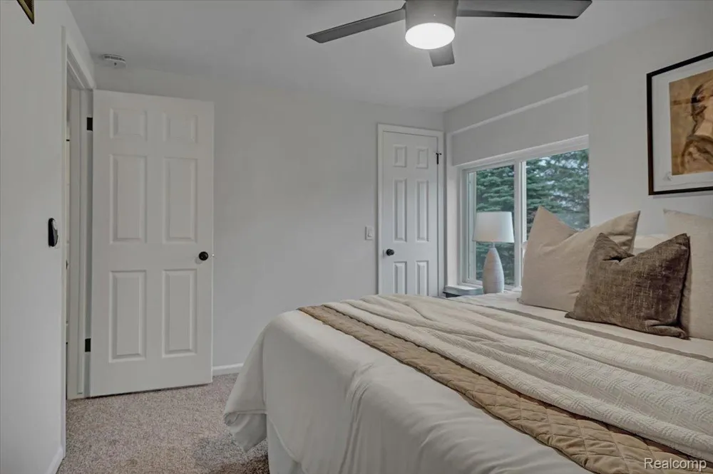 1365 Thistleridge Holly Township, MI 48442
