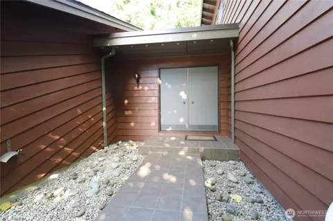 502 Val Vista Drive