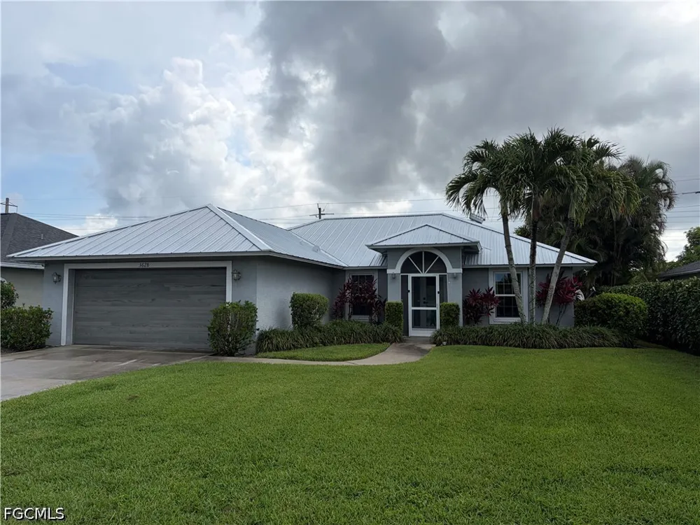 Kent Drive Naples, FL 34112