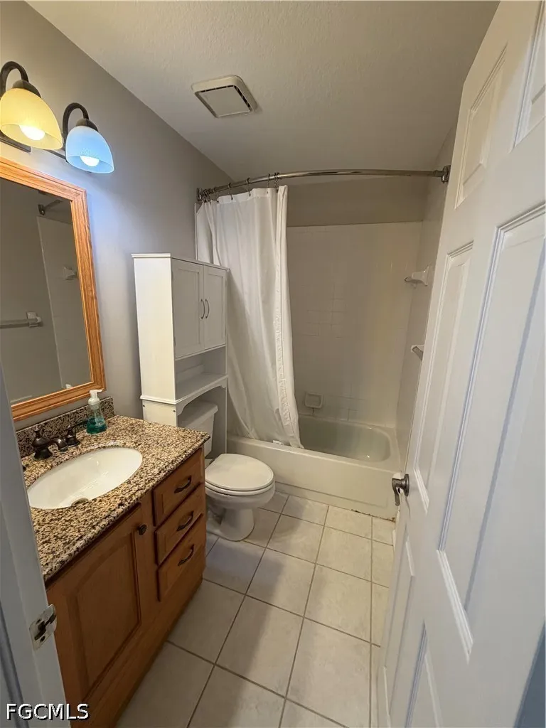 Kent Drive Naples, FL 34112