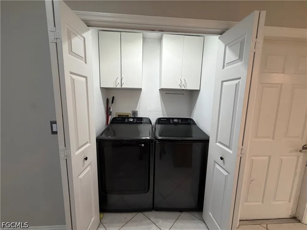 Kent Drive Naples, FL 34112