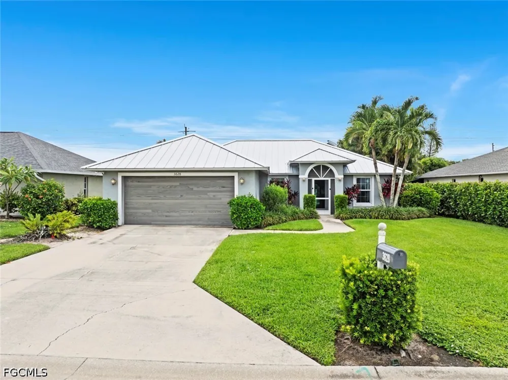 Kent Drive Naples, FL 34112