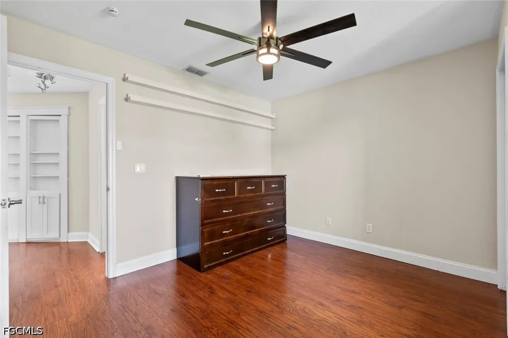 Kent Drive Naples, FL 34112