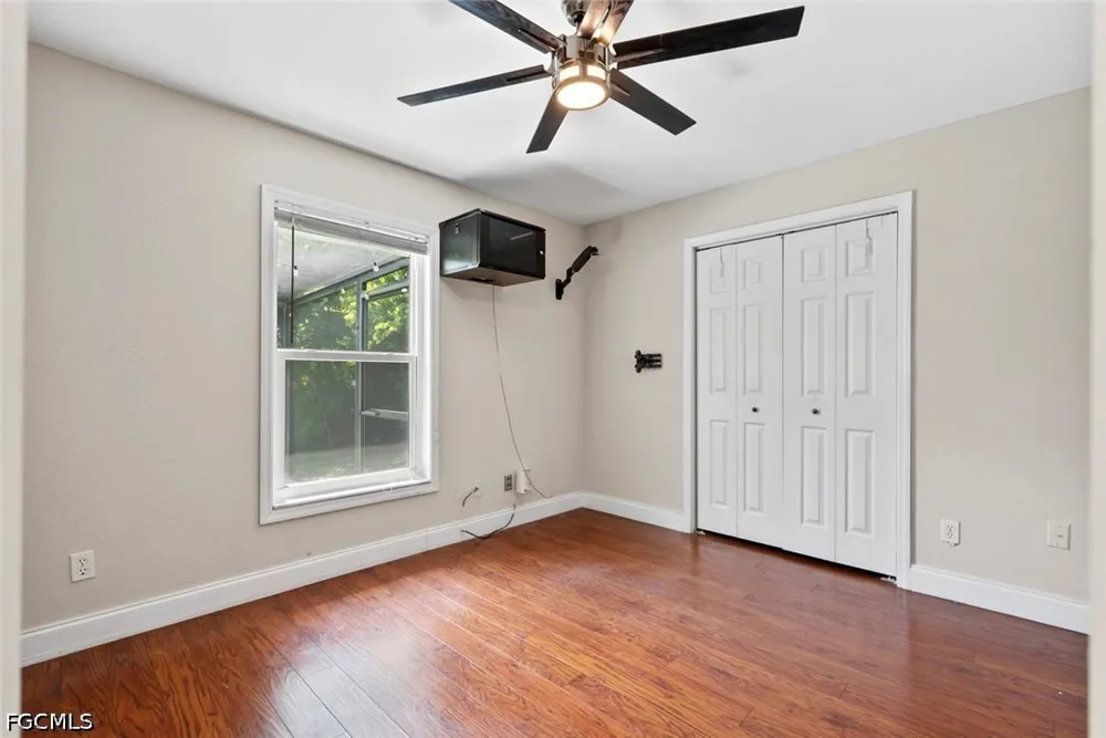Kent Drive Naples, FL 34112