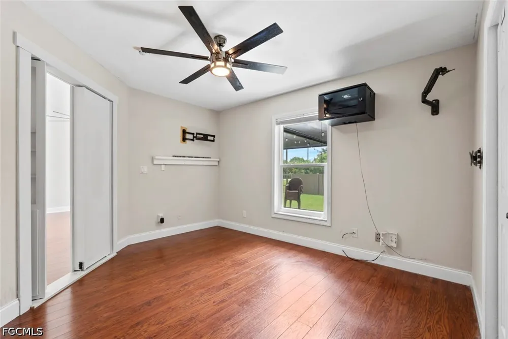 Kent Drive Naples, FL 34112