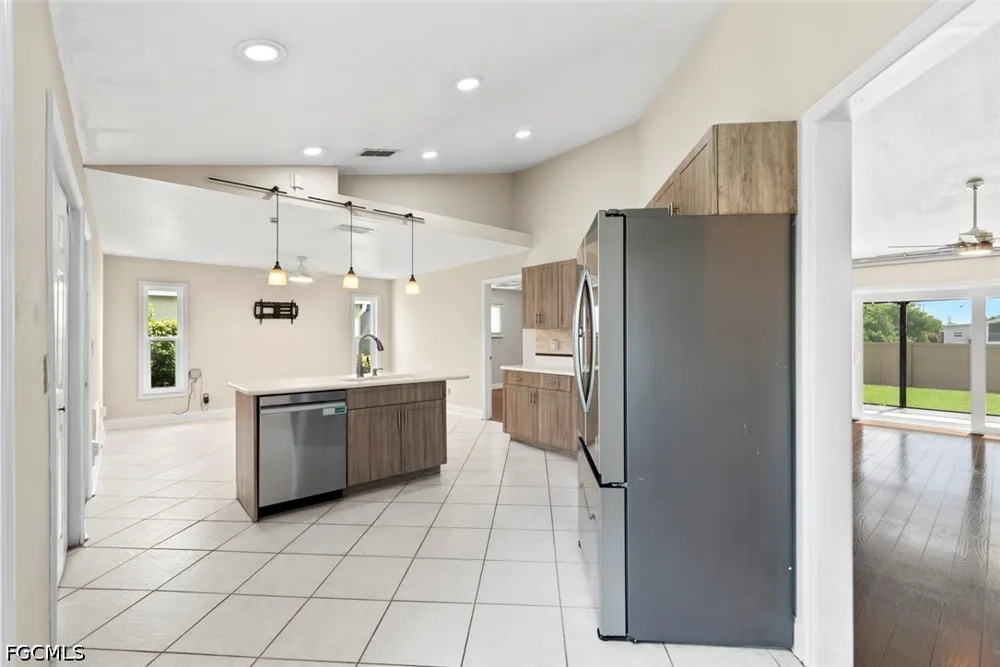 Kent Drive Naples, FL 34112