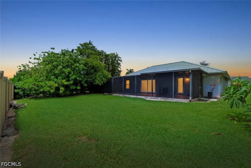 Kent Drive Naples, FL 34112
