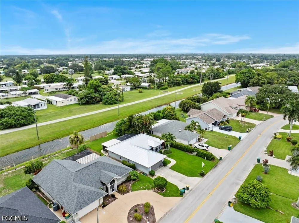 Kent Drive Naples, FL 34112