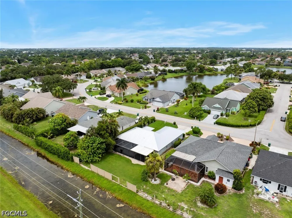 Kent Drive Naples, FL 34112