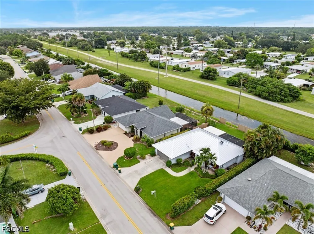 Kent Drive Naples, FL 34112