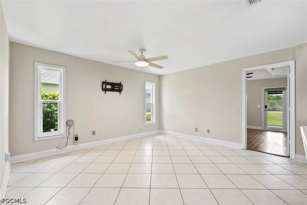 Kent Drive Naples, FL 34112