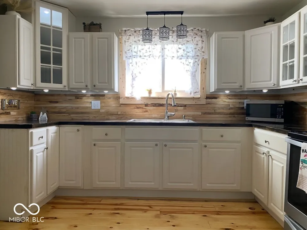 110 G STREET Marion, IN 46952