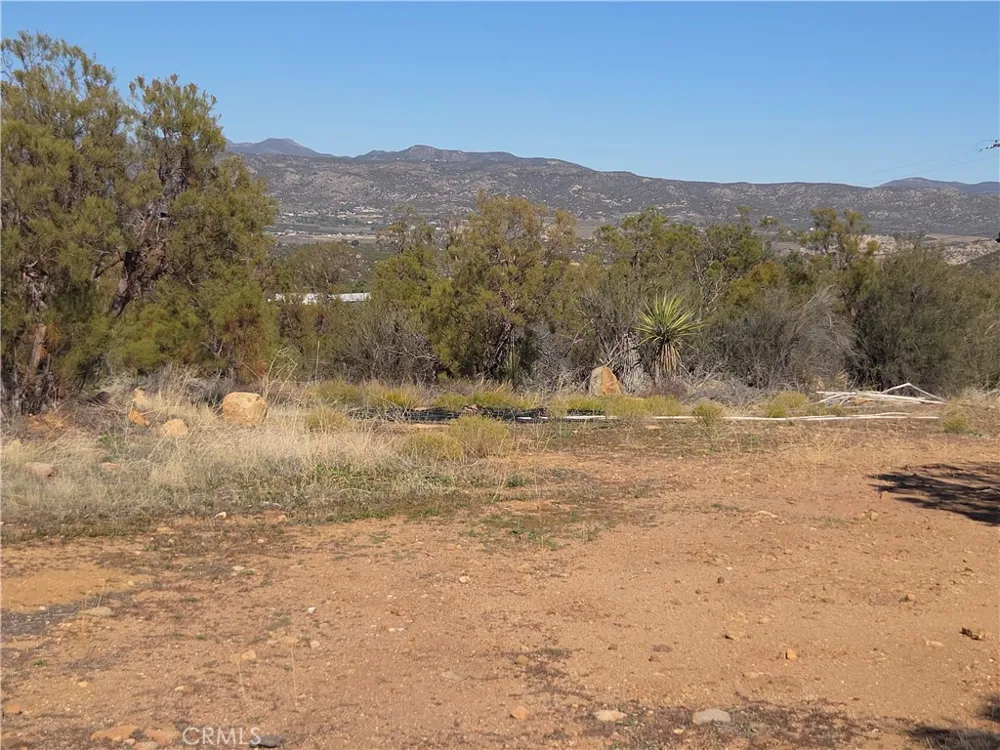 Taron Trail Anza, CA 92539