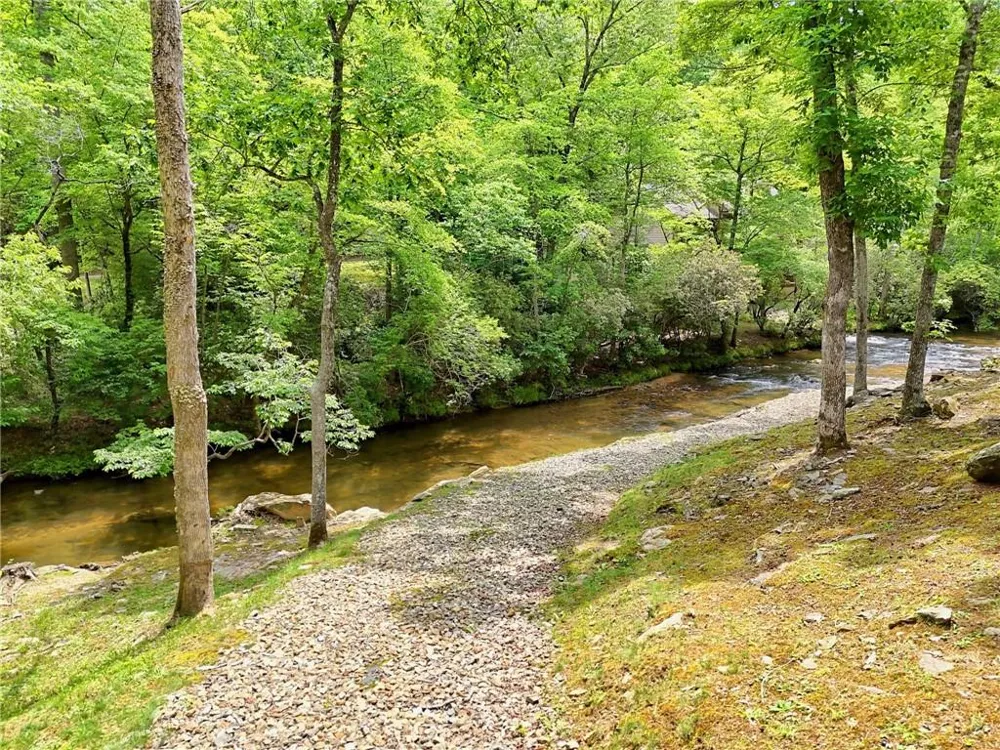71 Chinquapin Place Blairsville, GA 30512