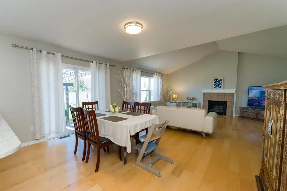 1646 Abbey Court Mt Pleasant City, MI 48858