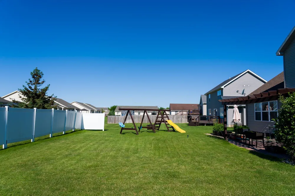 1646 Abbey Court Mt Pleasant City, MI 48858
