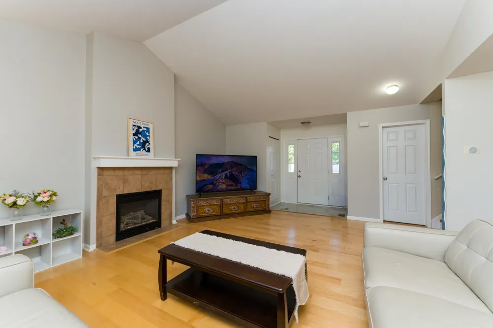 1646 Abbey Court Mt Pleasant City, MI 48858