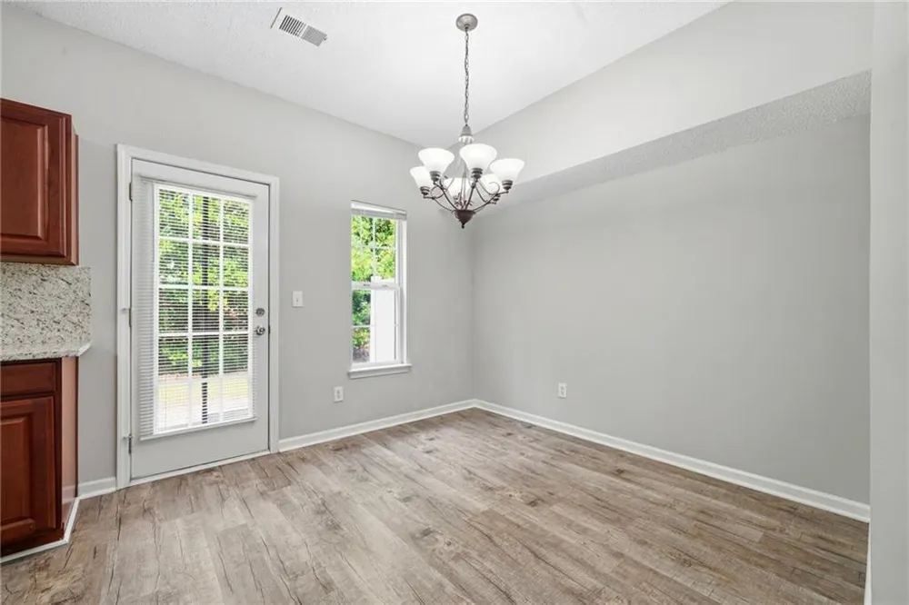 5682 Lawley Drive Johns Creek, GA 30022