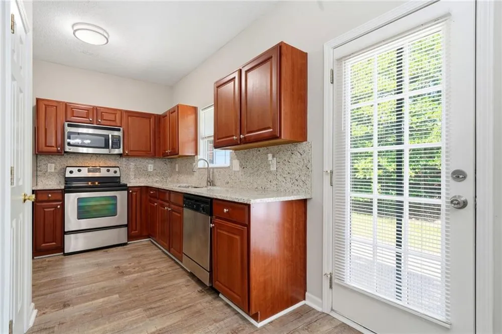 5682 Lawley Drive Johns Creek, GA 30022