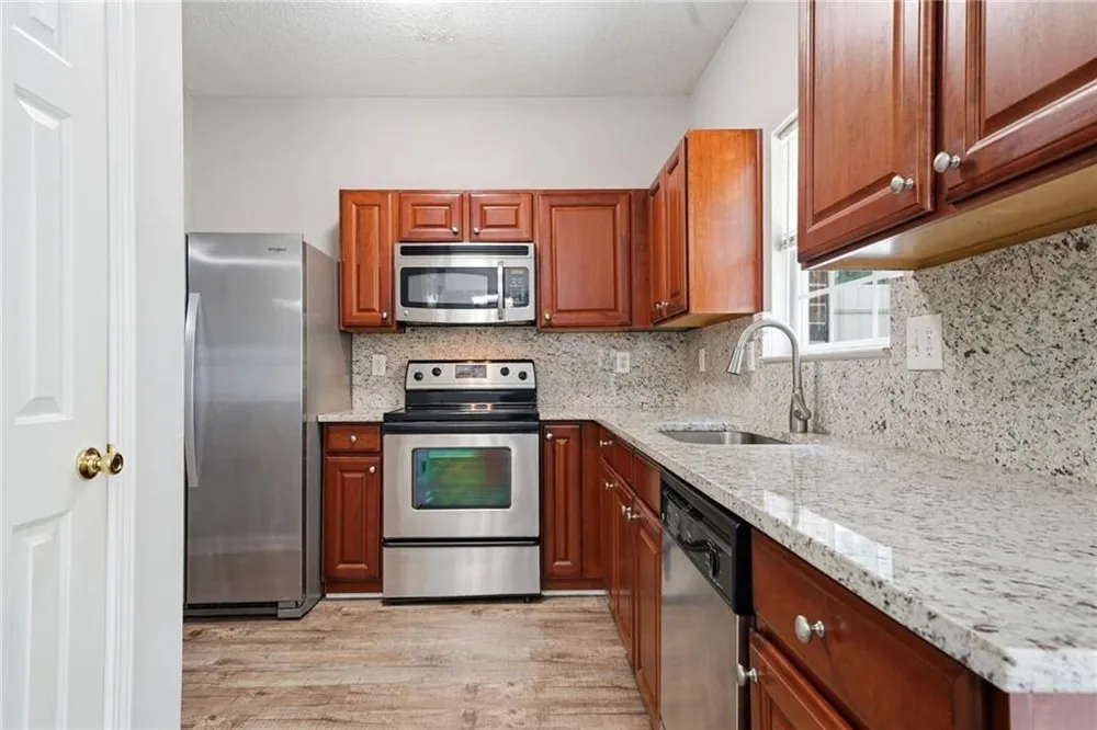 5682 Lawley Drive Johns Creek, GA 30022