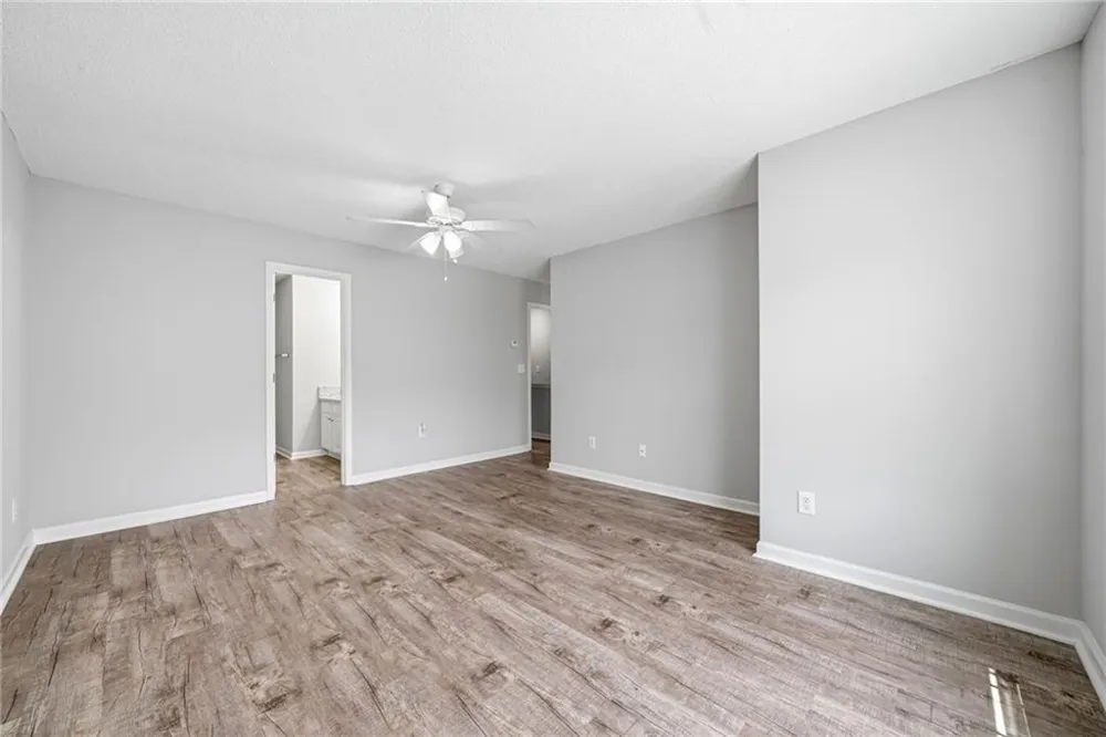 5682 Lawley Drive Johns Creek, GA 30022