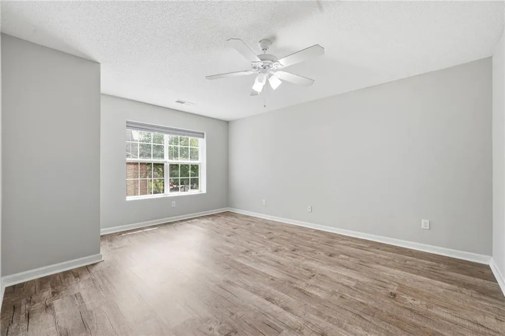 5682 Lawley Drive Johns Creek, GA 30022